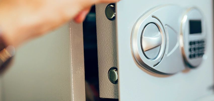 Fingerprint Safe Openers in Valinda, CA